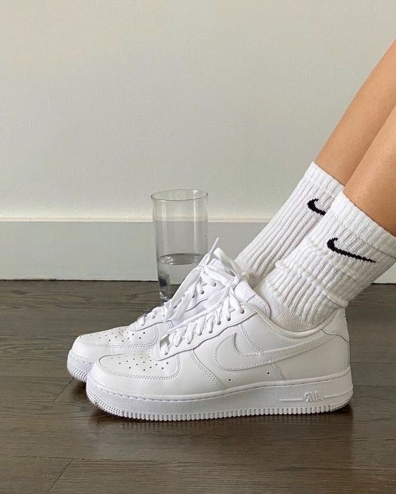 Nike Air Force 1 '07