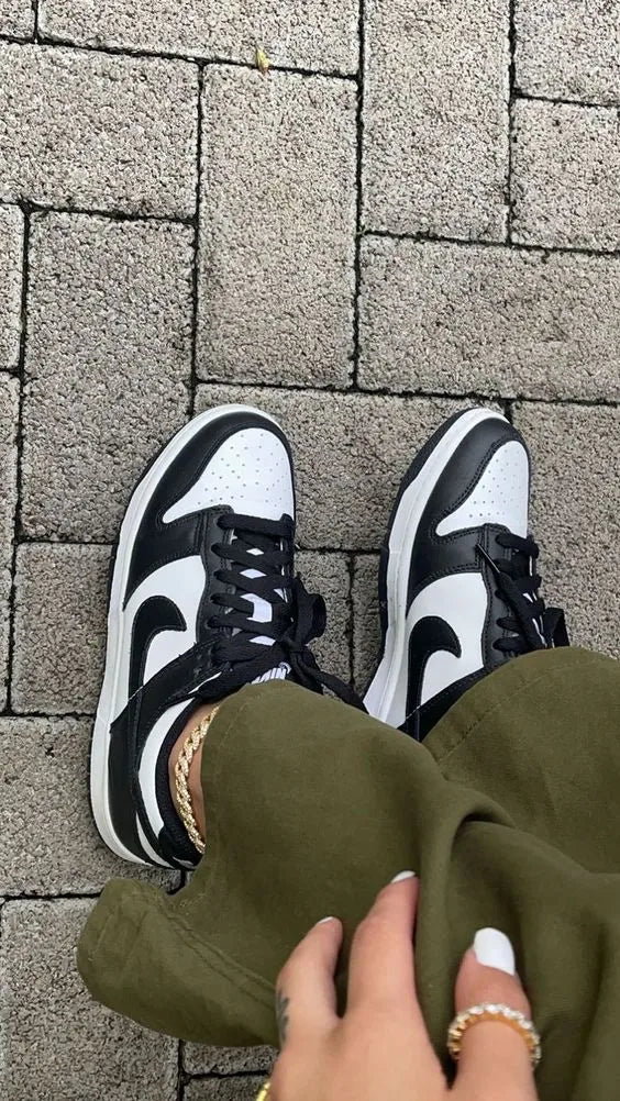 Tênis Nike Dunk Low Panda