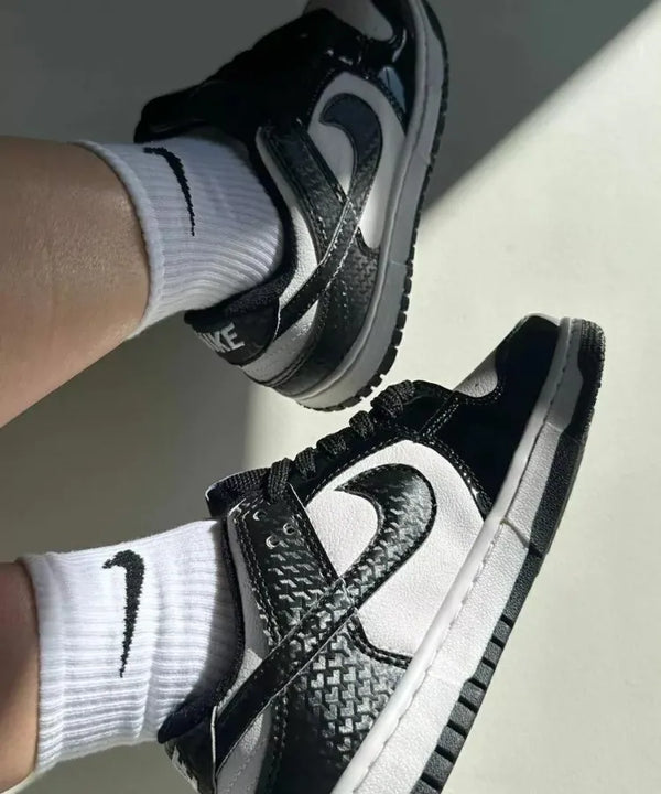 Tênis Nike Dunk Carbon Verniz